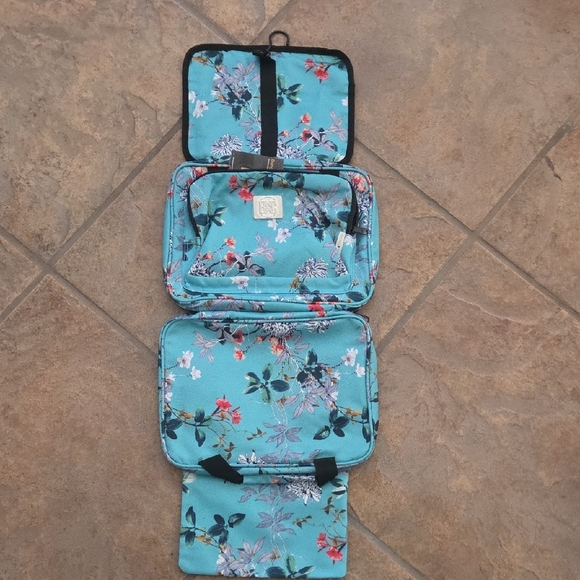Teal with flowers hanging travel, toiletry bag, large - Picture 5 of 5
